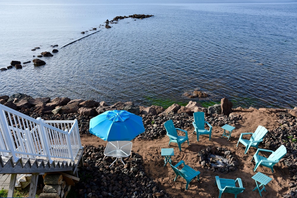 Hotel De La Plage By Bower Hotels Suites In Moncton Hotel Rates Reviews On Orbitz