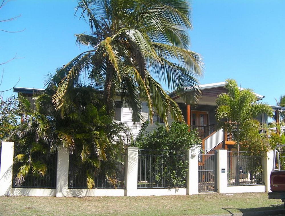 Beachside Bed & Breakfast in Mackay, Australia
