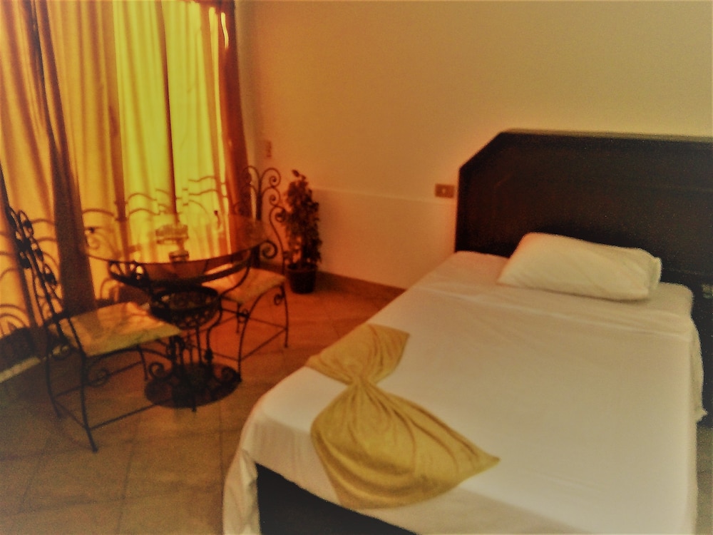 Photo - Arabesque Hotel