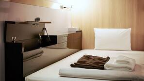 In-room safe, iron/ironing board, free WiFi, linens