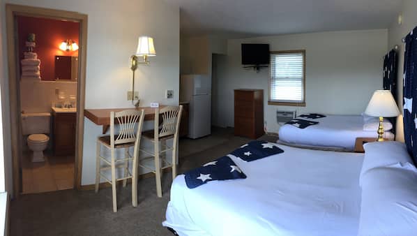 Free WiFi, linens