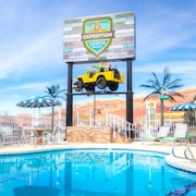 Top 10 Pet Friendly Hotels In Moab Ut 36 Dog Cat Expedition Lodge