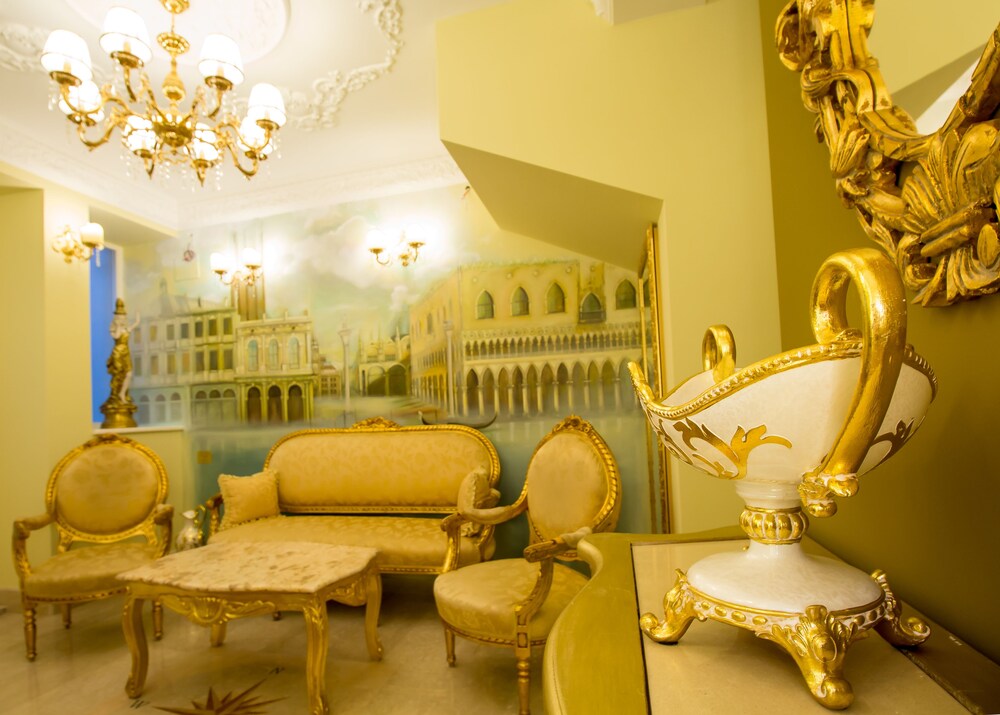 Palazzo Venezia In Zadar Croatia Expedia - 