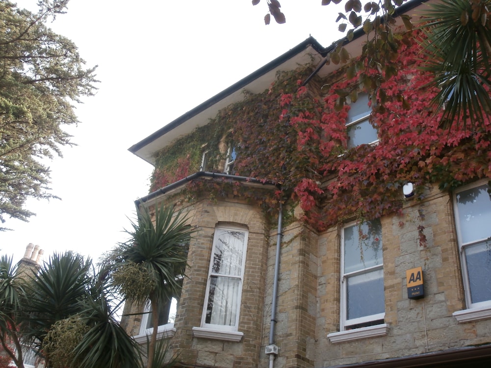 Eversley hotel united kingdom