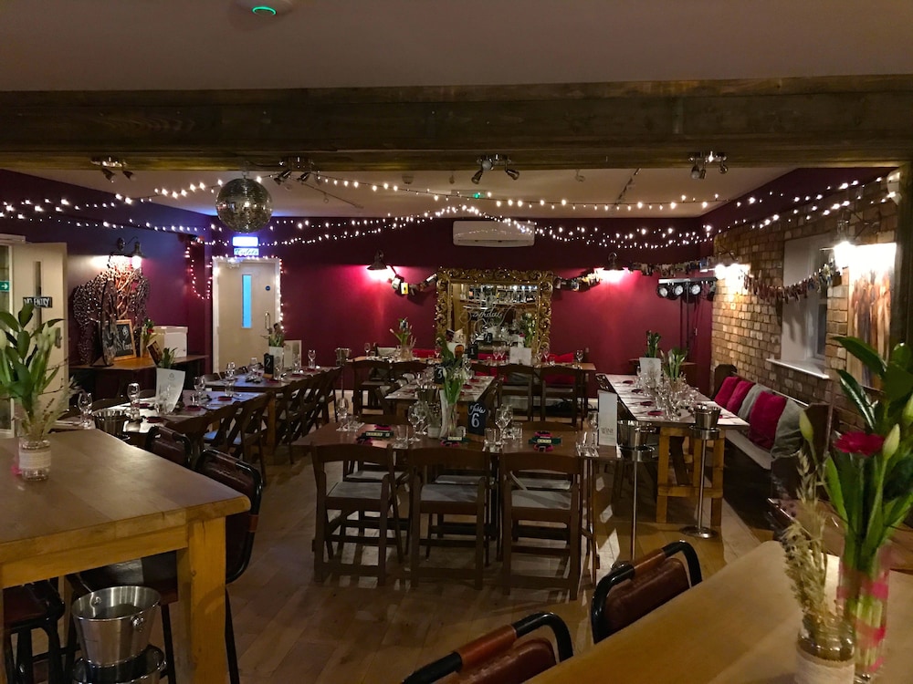 The Punchbowl Lapworth Reviews, Photos & Rates