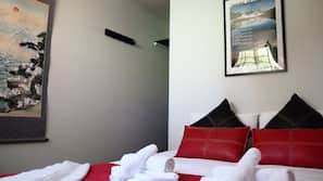 In-room safe, free WiFi