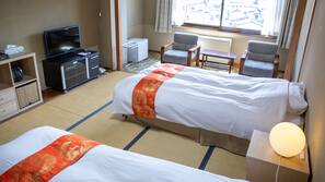Individually furnished, desk, free WiFi, linens