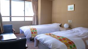 Individually furnished, desk, free WiFi, linens