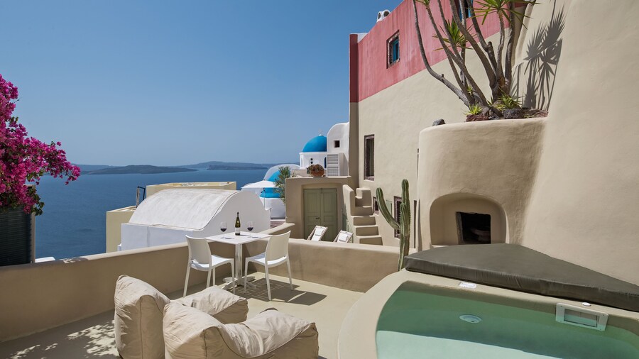 Opsis Cave House