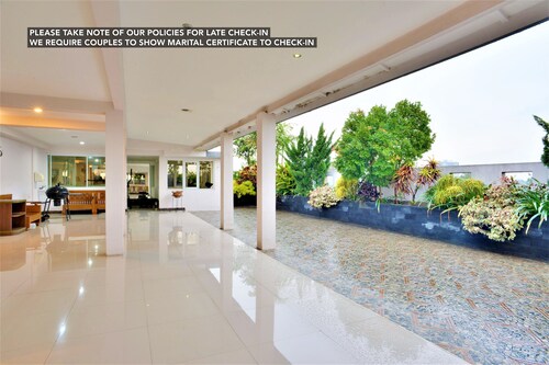 Ciputat Holidays Cheap Ciputat Holiday Packages Deals