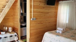 1 bedroom, rollaway beds, free WiFi