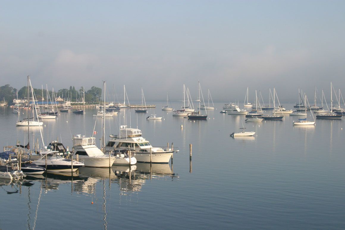 Dering Harbor Inn in Shelter Island Heights, United States