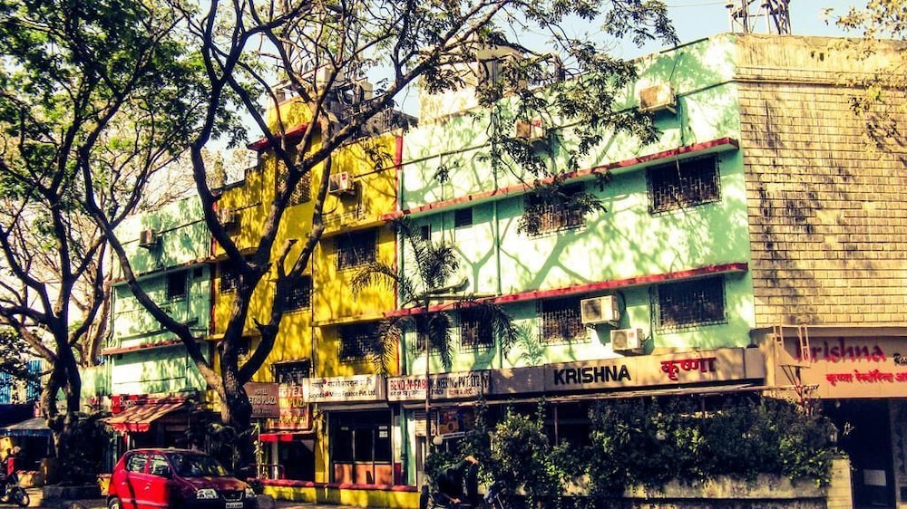 Hotel Metro Plaza in Mumbai, India