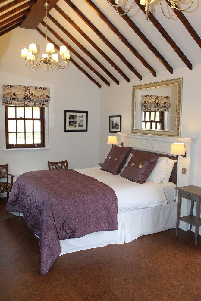 The Compasses Inn AU146 Deals & Reviews (Chelmsford, GBR) Wotif