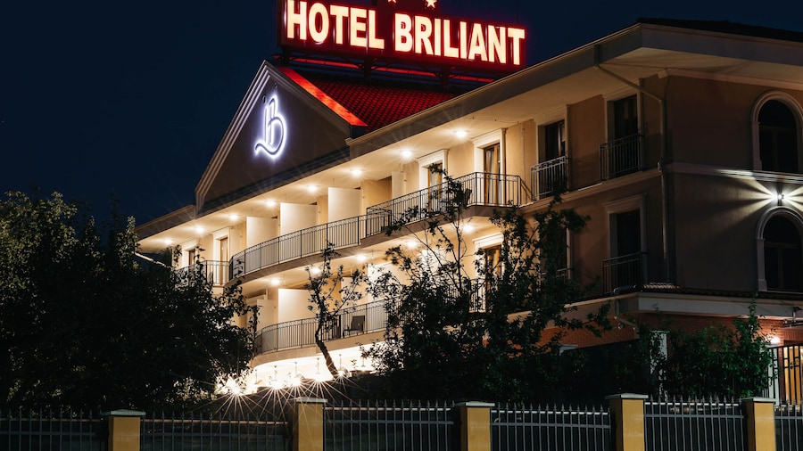 Hotel Briliant