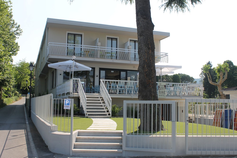 Front of property, Lake Garda Beach Hostel