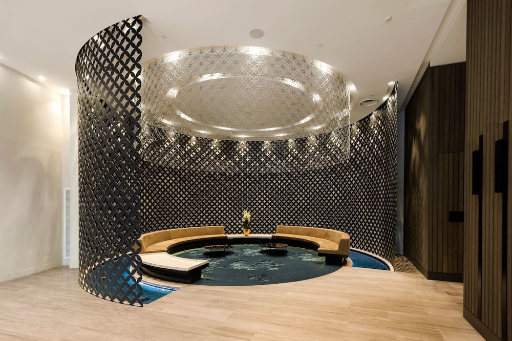 Luxurious 3 Bedroom Apartment
