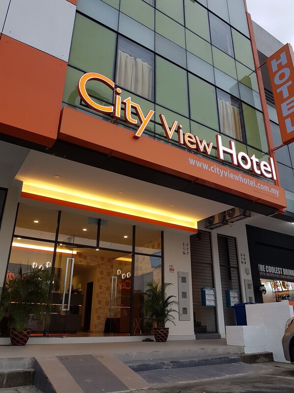 Book City View Hotel Kota Warisan in Sepang