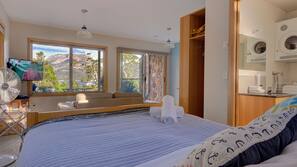 Iron/ironing board, cots/infant beds