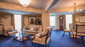 In-room safe, desk, soundproofing, cots/infant beds