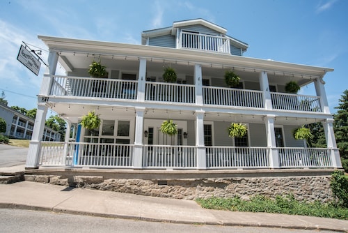 Laura Secord Homestead In Niagara Falls Expediaca - 