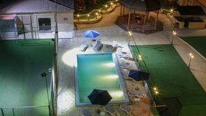 Piscina all'aperto