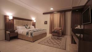 Biancheria da letto di alta qualità, minibar, una cassaforte in camera