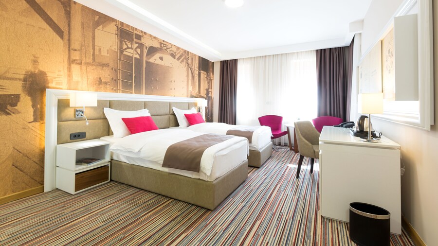 Hotel Tesla - Smart Stay