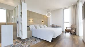 Biancheria da letto di alta qualità, minibar, cassaforte in camera