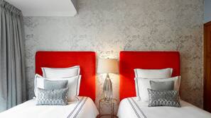 4 bedrooms, in-room safe, individually decorated, individually furnished