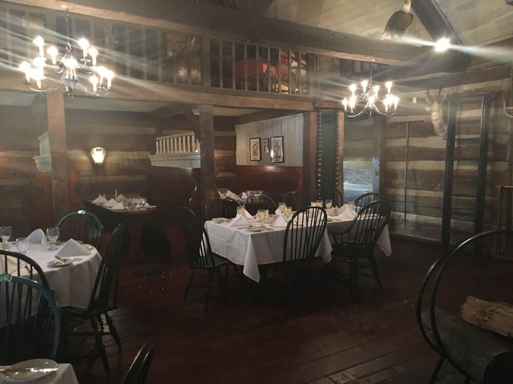 Spread Eagle Tavern and Inn in Hanoverton Best Rates & Deals on Orbitz