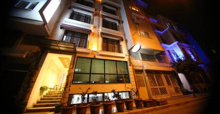 Izmir Avsar Otel In Izmir Turkey Expedia