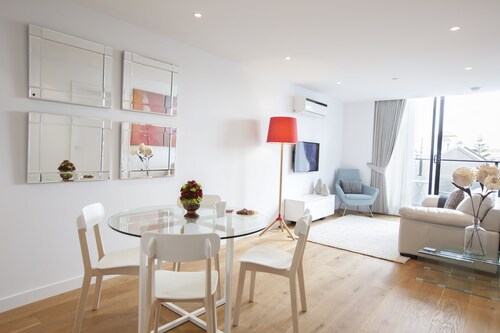 Serviced Apartments Port Melbourne Au 172 Holiday Boutique Stays Sea Breeze Port Melbourne