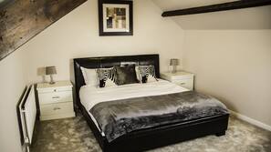 2 bedrooms, hypo-allergenic bedding, blackout curtains