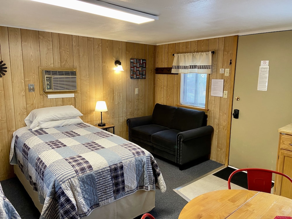 Betsie Riverside Resort in Benzonia Best Rates & Deals on Orbitz