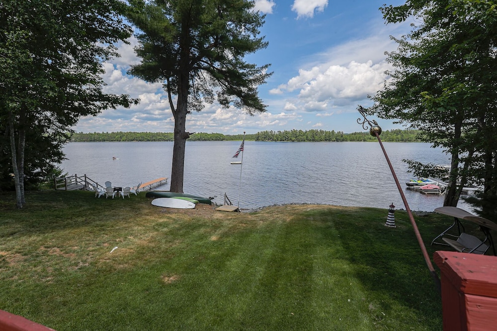 Victoria Cottage on Chemo Pond , Dogs Eddington Room Prices