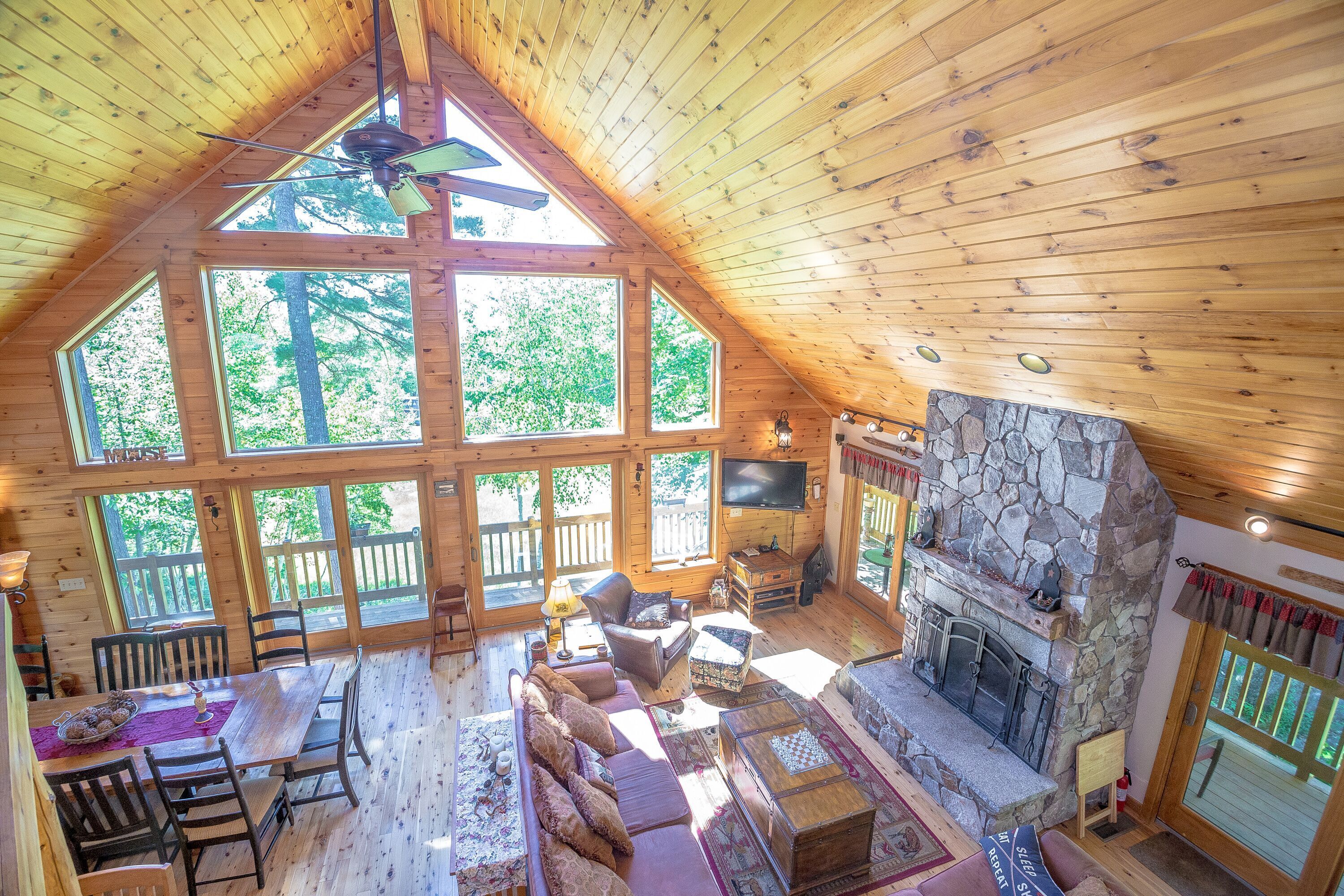The Ski Hive Luxury Mnt Log Home Trailside At Shawnee Peak We