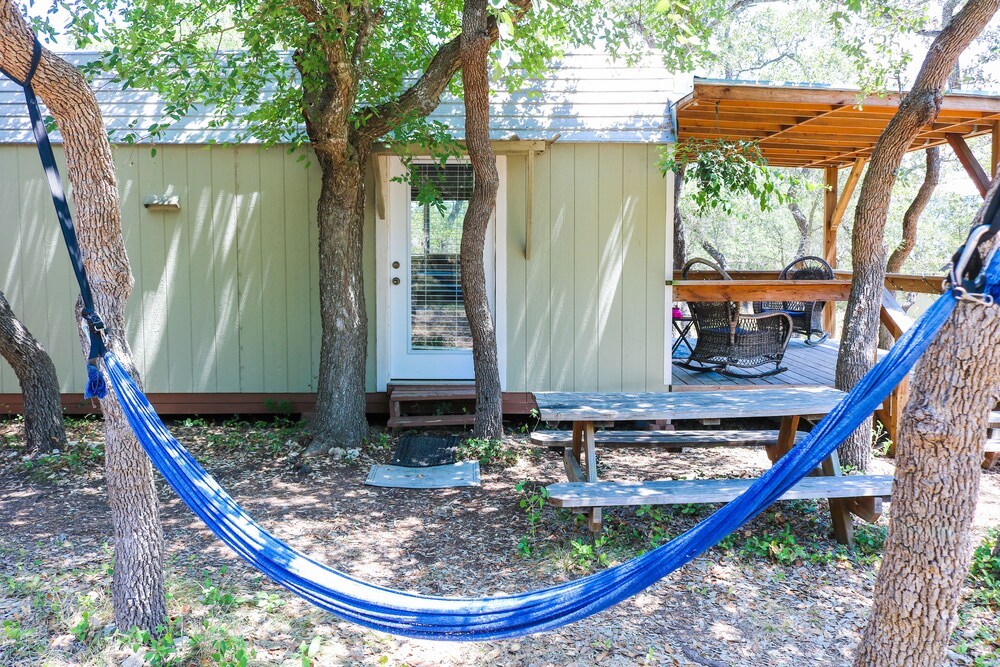 Beautiful Zen Cabin in Canyon Lake! in New Braunfels ...