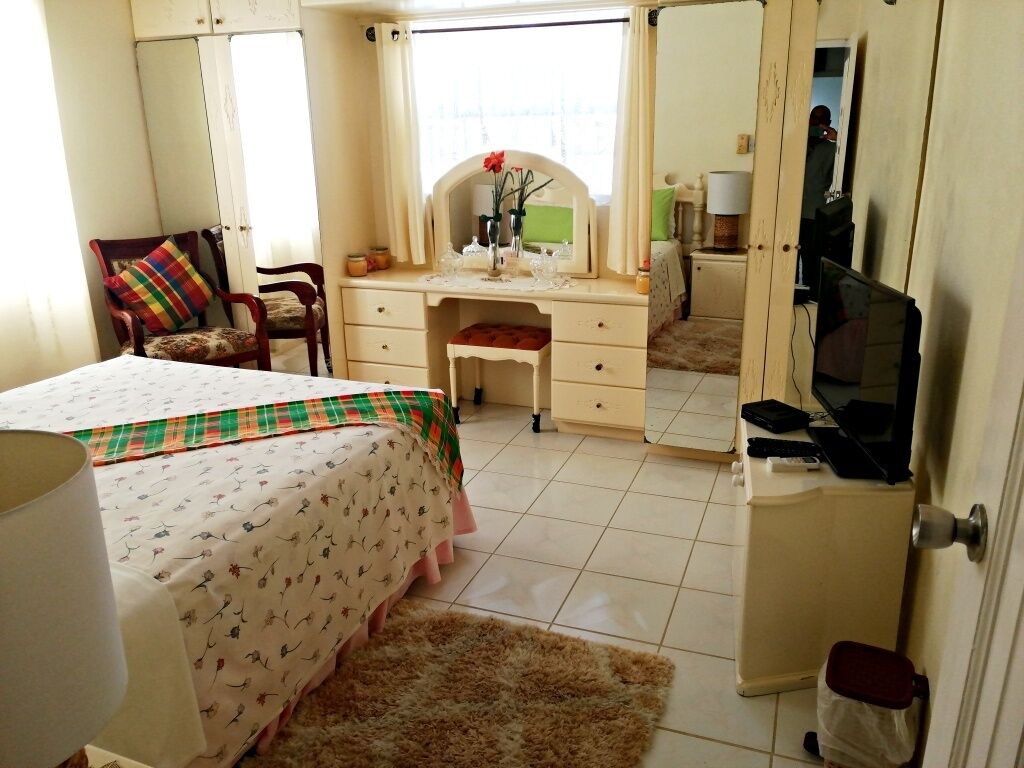 Gravills Vacation Rental -Relax in Micoud, Saint Lucia
