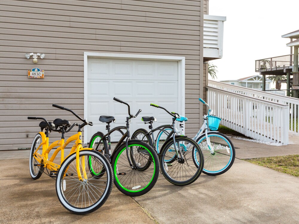π΄ Waterfront home 5 min to beach. Free bikes & kayaks! Great fishing!