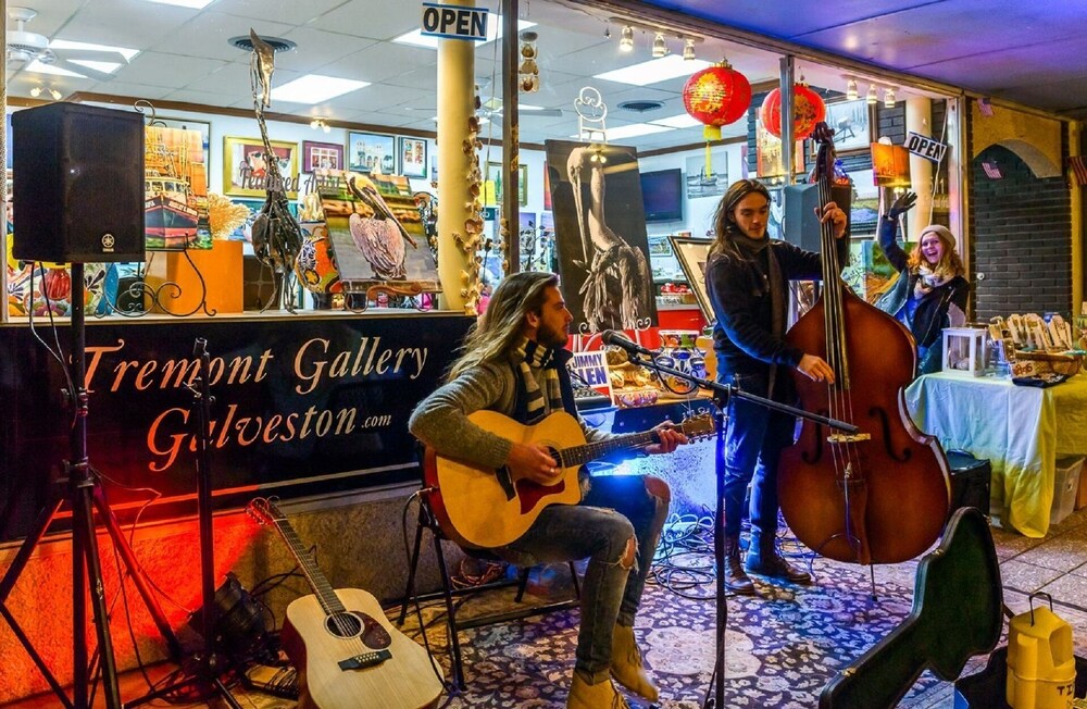 π΄ Waterfront home 5 min to beach. Free bikes & kayaks! Great fishing!