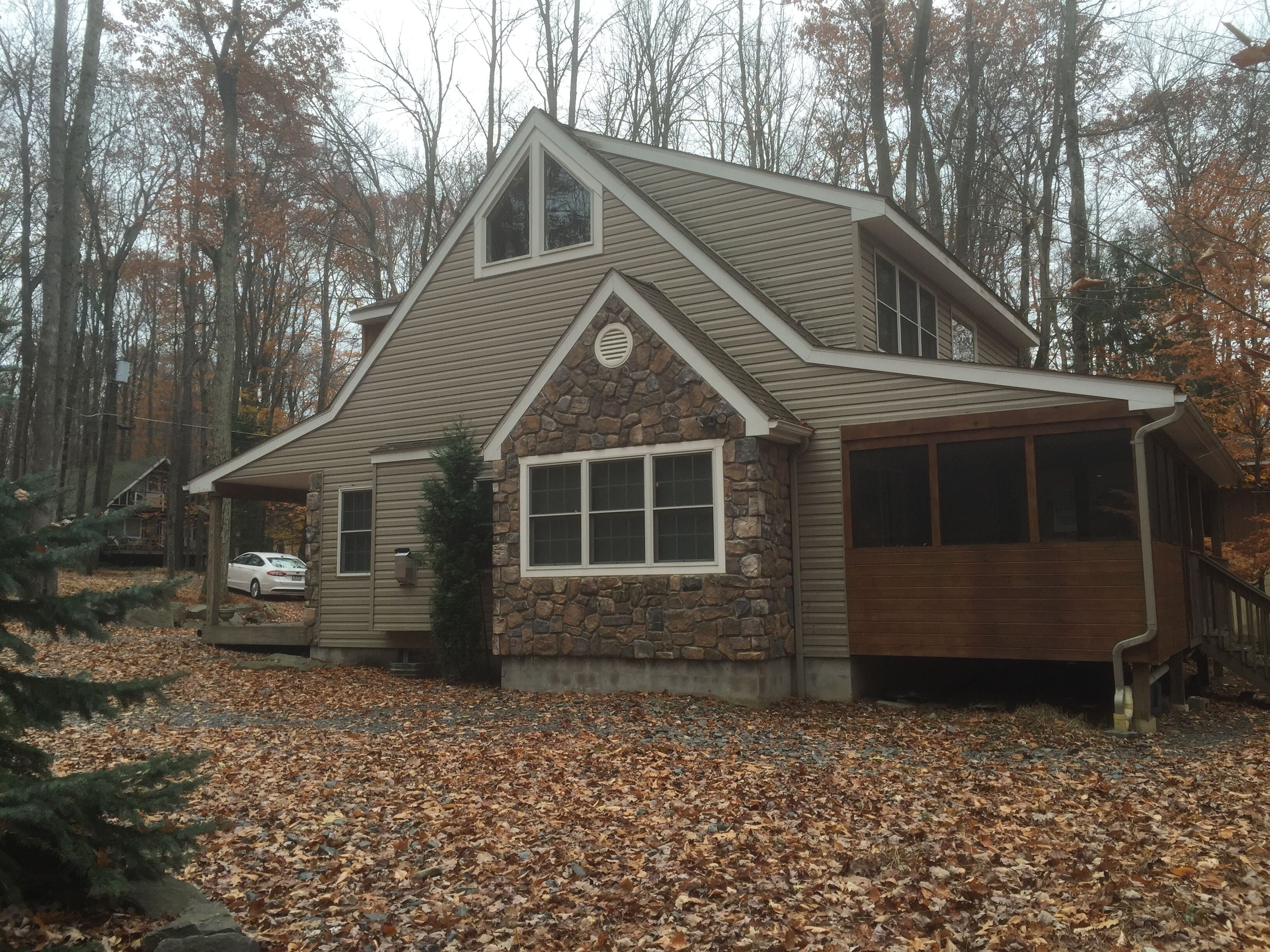 Summer Weekly Special.sleeps 12. in Pocono Lake, United States