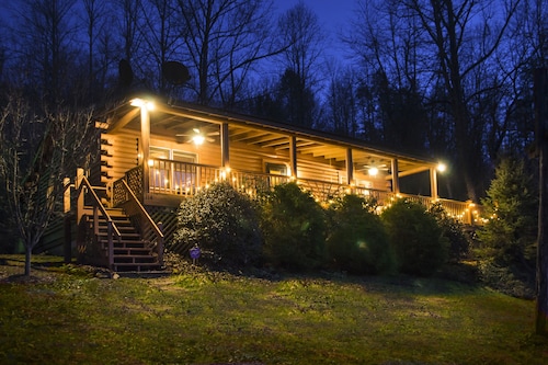 Best Cabins In Hendersonville For 2020 Find Cheap 55 Cabins