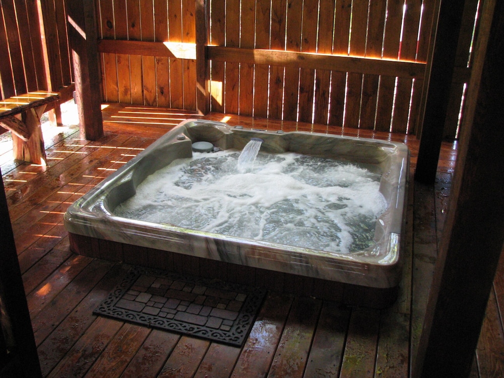 Secluded Cabin Rental in Beavers Bend, Oklahoma Near ...