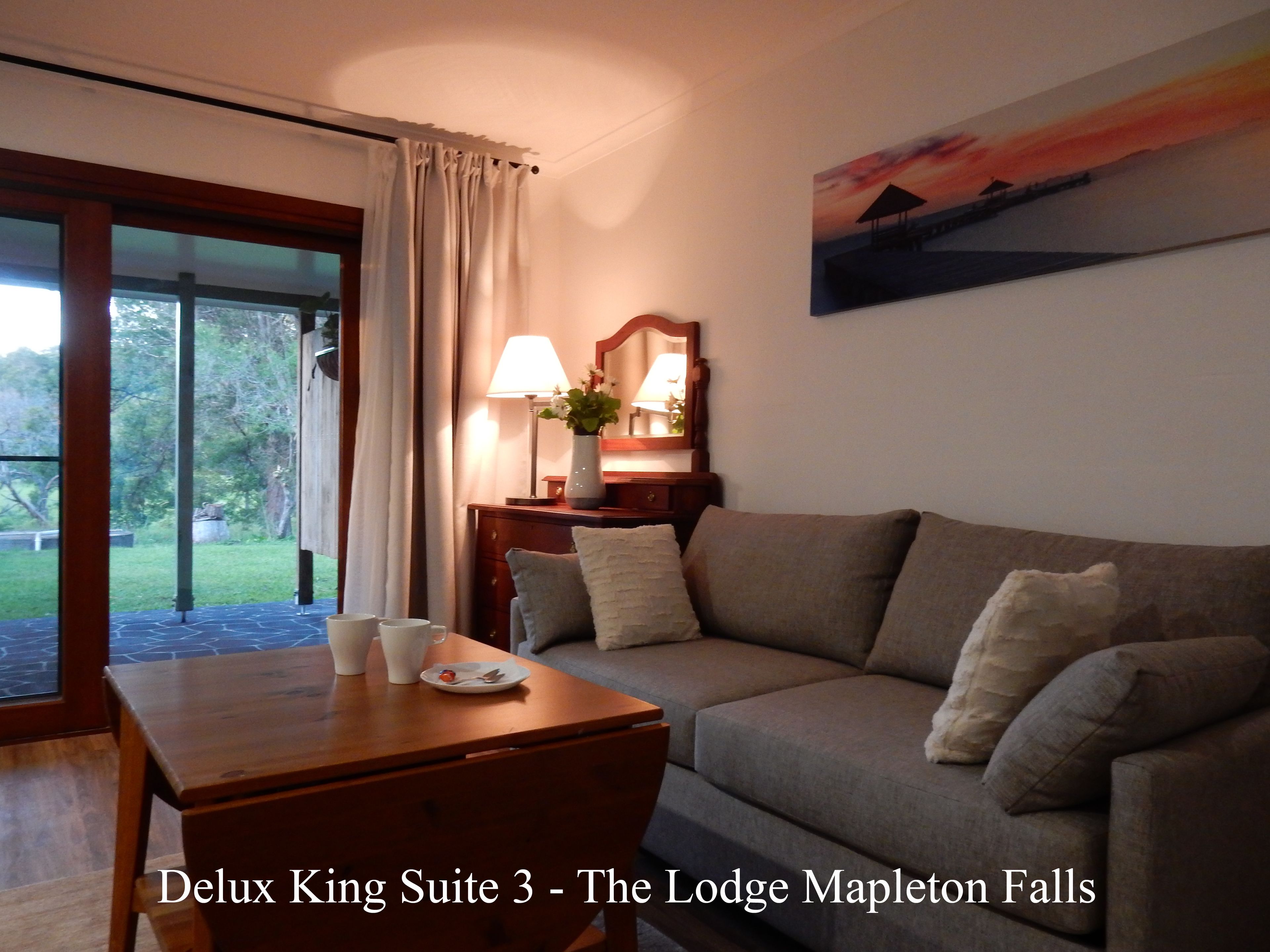 The Lodge Mapleton Falls