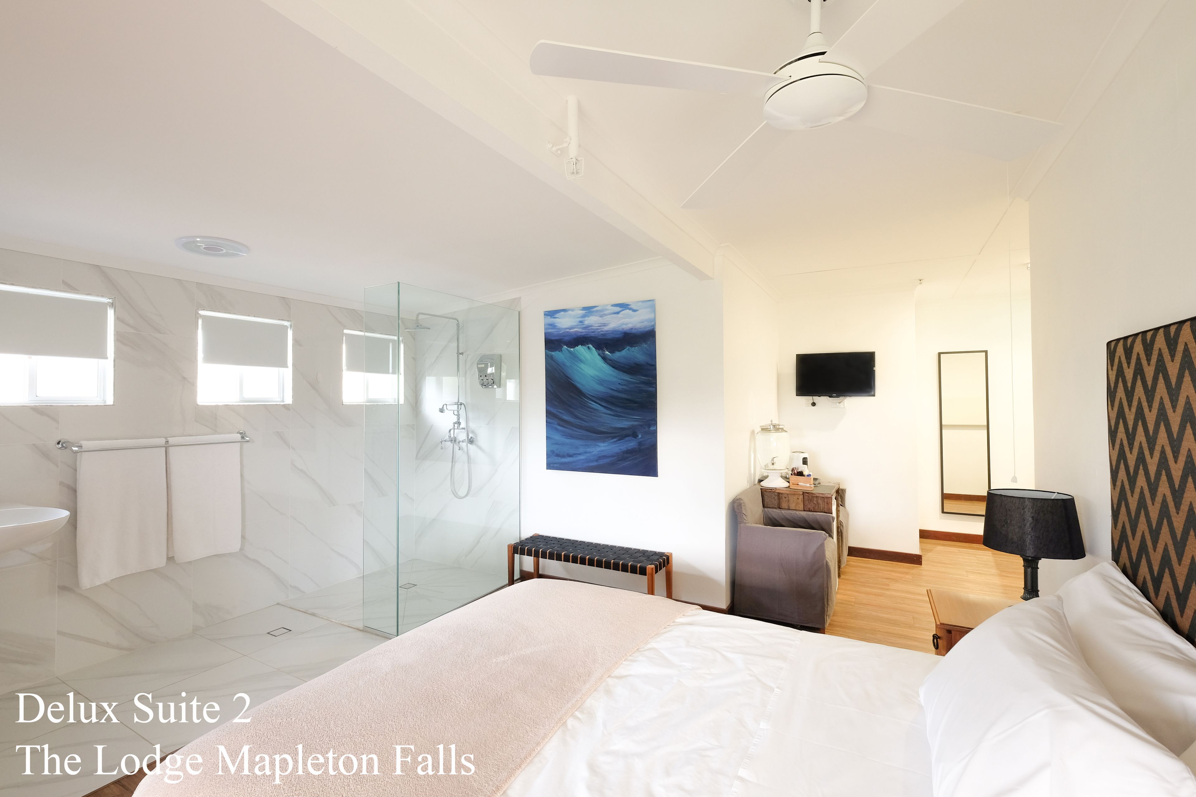 The Lodge Mapleton Falls