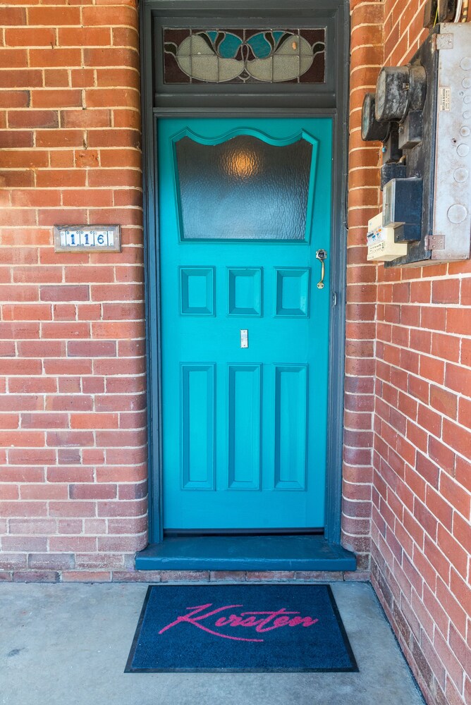 Clarinda Street Apartments by Kirsten Serviced Accommodation