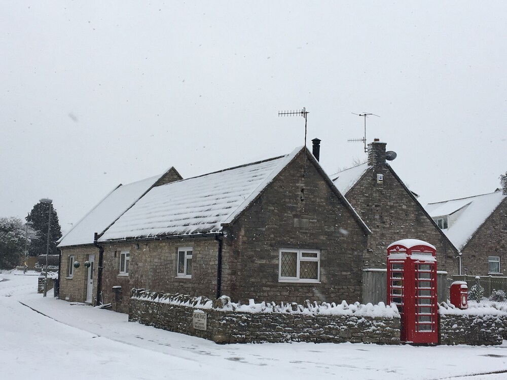 The Old Telephone Exchange 4 Self Catering Cottage In Corfe Castle