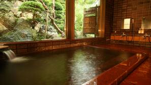 Piscine couverte