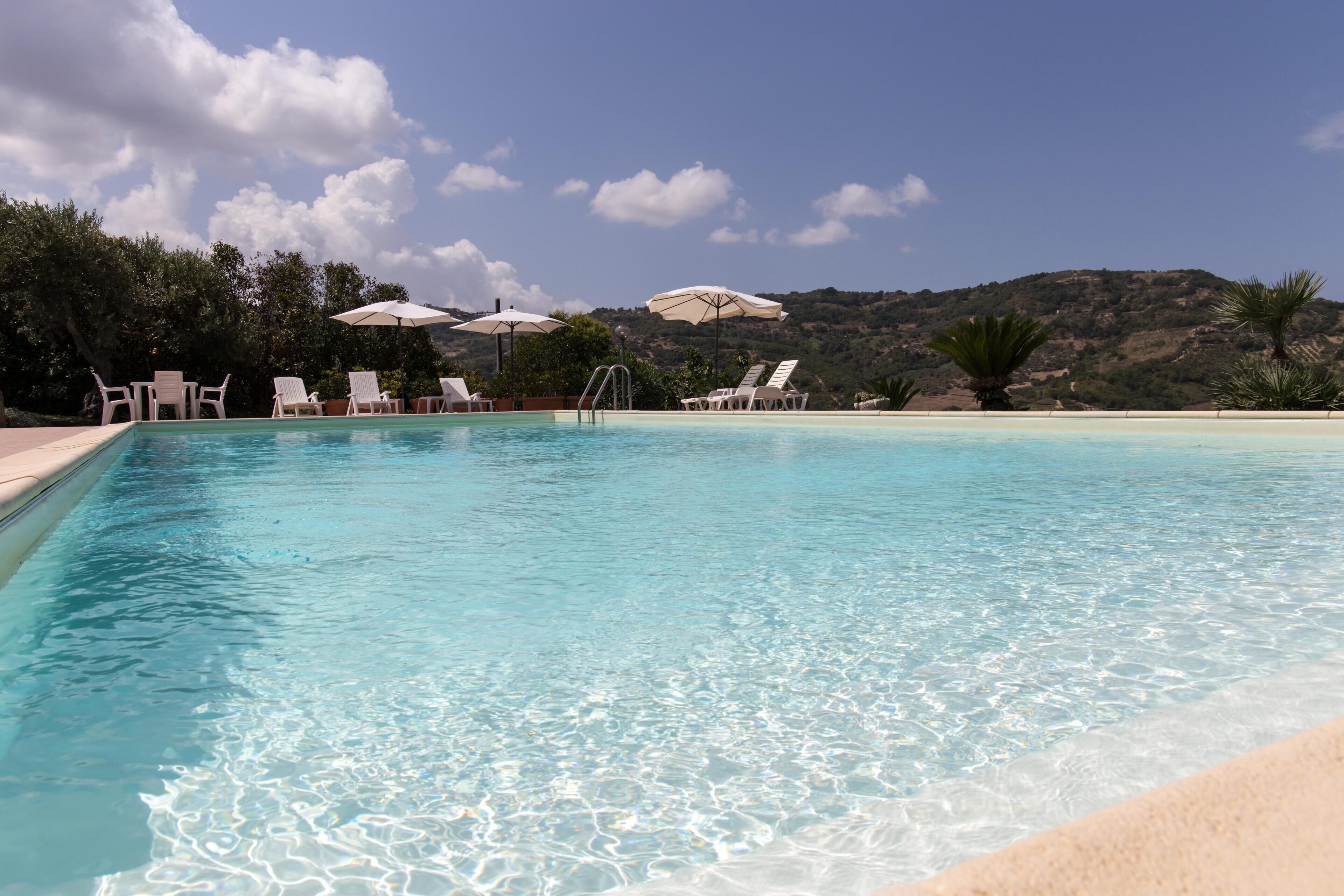 Wonderful Villa With Swimming Pool In A Panoramic Position At The